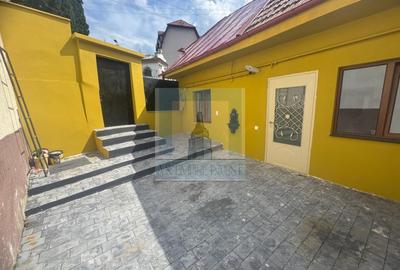 Casă individuală cu 2 camere cu Canalizare în Schei - 1