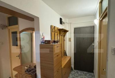 Apartament 3 camere de inchiriat, zona 13 Decembrie - 6