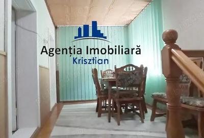 Casă cu Teren 518 Mp în Central - 2