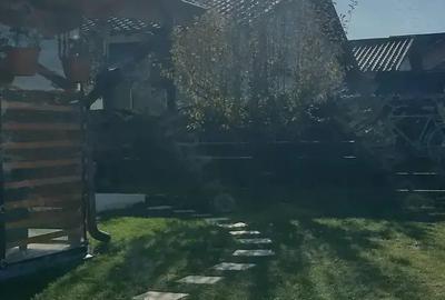 Casă cu 3 camere cu Teren 466 Mp în Bradu - 2