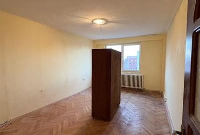 Apartament cu 3 camere decomandat în Vlahuță - 4