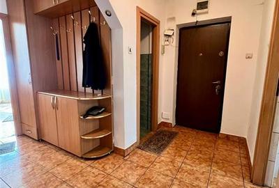 Apartament cu 3 camere decomandat în Dacia - 9