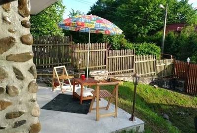 Casă cu 4 camere cu Teren 900 Mp în Sovata - 2