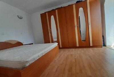 Apartament cu 2 camere nedecomandat, mobilat în Tudor Vladimirescu