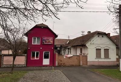 Casă cu 4 camere cu Teren 1800 Mp în Central - 7