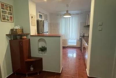 Apartament cu 3 camere decomandat, mobilat în Basarabia - 6