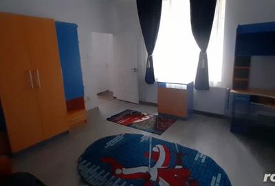 Apartament cu 2 camere decomandat în Central - 4