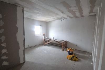 Casă cu 3 camere cu Teren 250 Mp în Central - 4