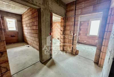 Apartament cu 2 camere, etaj intermediar, decomandat, Giroc - 1