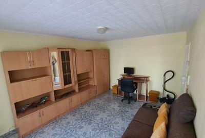 Apartament cu 2 camere decomandat în Gării