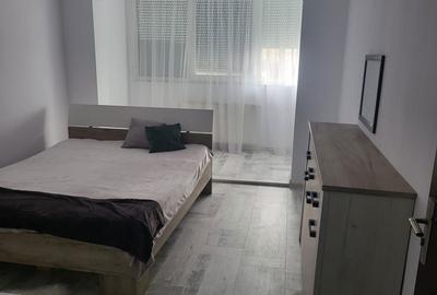 Apartament cu 3 camere decomandat în Dacia - 7