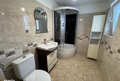 Apartament cu 3 camere decomandat în Cristian - 2