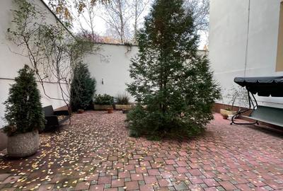 Birou, de 150 mp, în P-ța Victoriei - 3