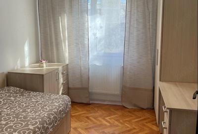 Apartament cu 3 camere semidecomandat în Nord - 1