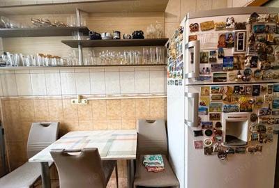 Apartament cu 3 camere decomandat în Central - 14