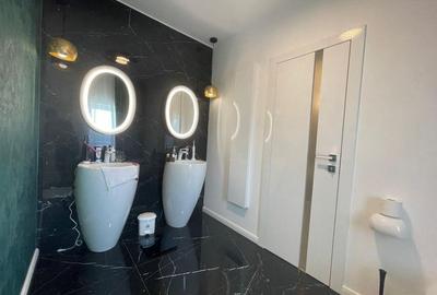 Casă cu Piscina în Buziașului