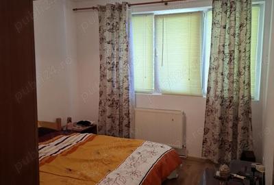 Proprietar, 3 camere in Vila (nr 31), Pajura, sect 1, str Presei, renovat,et 2 - 1