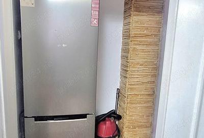 Apartament cu 2 camere decomandat în Central - 1