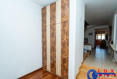 Casă cu 6 camere cu Teren 436 Mp în Central - 14