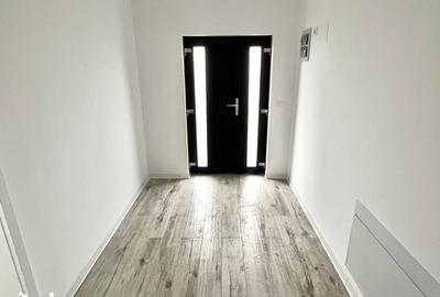 Casă cu 4 camere cu Teren 500 Mp în Holboca - 5