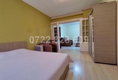 Piata Romana, langa Ambasada Angliei, 4 camere - 2