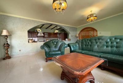 Casă cu 10 camere cu Teren 908 Mp în Central - 9