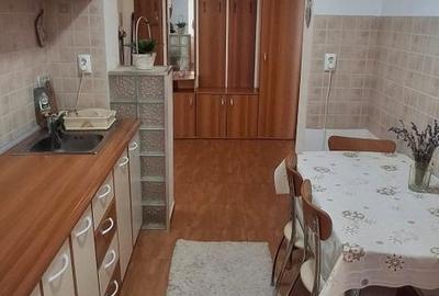 Apartament cu 3 camere decomandat în Aradului - 1