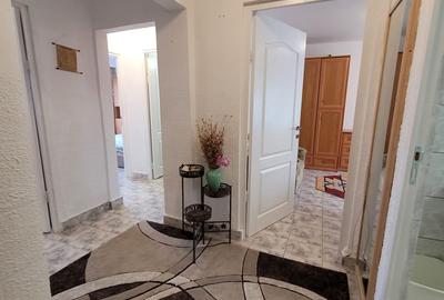 INEL I - EDEN -3 CAMERE DECOMANDAT -ETAJ 3 -CENTRALA GAZE - LOC DE PARCARE - 2