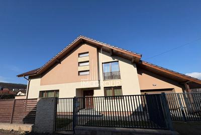 Casă individuală cu 4 camere cu Canalizare în Mănăștur - 1