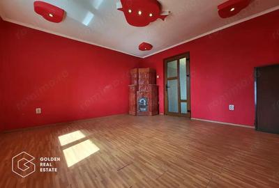 Casă cu 6 camere cu Teren 839 Mp în Neudorf - 4