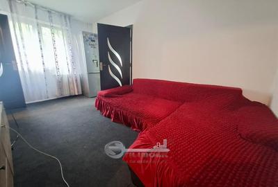 Apartament cu 2 camere nedecomandat, mobilat în Podu Roș