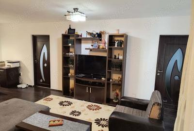 Vand apartament 3 camere, Flore?ti, zona Terra - 3