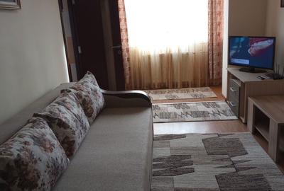 Garsonieră decomandată în Confecții - 2