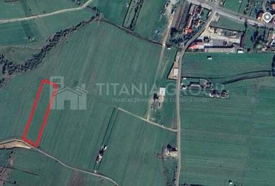 Teren intravilan, 2548 mp, cu priveli?te superba - Zarne?ti - 9