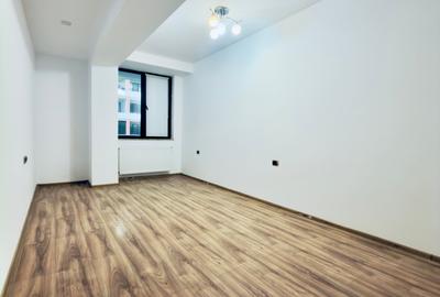 Apartament cu 3 camere de inchiriat in zona Tractorul la Isaran nemobilat,parter - 5