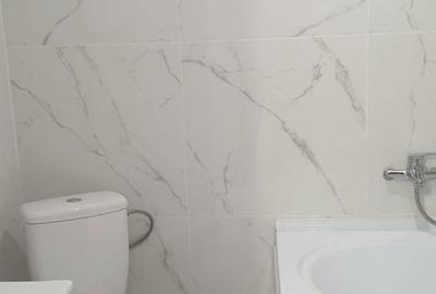 Casă cu 2 camere cu Teren 200 Mp în Central - 7