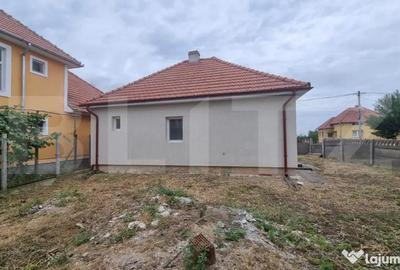 Casă cu 2 camere cu Teren 4600 Mp în Central - 7