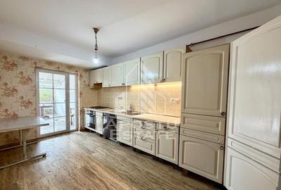 Jumatate de Duplex, 5 camere, 4 bai, PetFriendly, curte, ... - 7