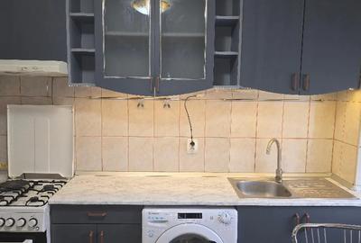 Apartament cu 2 camere decomandat în 22 Decembrie - 14