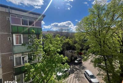 Apartament cu 3 camere decomandat în Decebal - 2