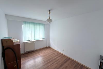 Apartament cu 3 camere în Central - 2