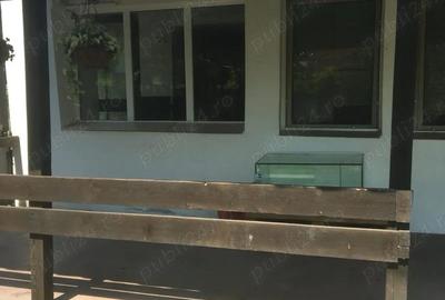 Casă cu 3 camere cu Teren 1748 Mp în Checea - 1