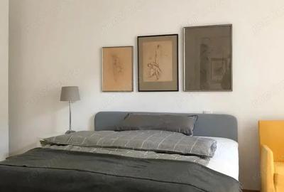 Garsonieră decomandată în Eroii Revoluției - 1