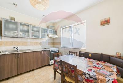 Casa individuala cu 5 camere si Pod in zona Andronache - 1