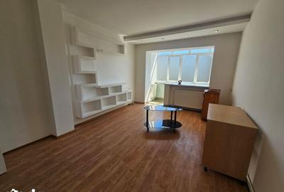 Apartament cu 2 camere decomandat în Central - 3