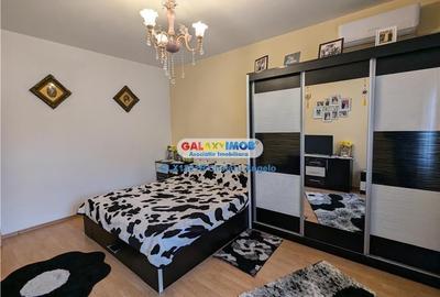 Camera de Comert, apartament 3 cam, decomandat, bloc 2008 - 14