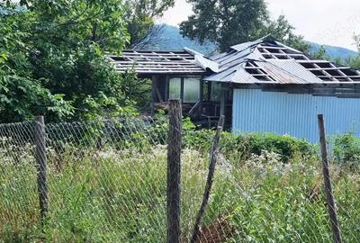 Teren de 5700 mp, în Central - 14