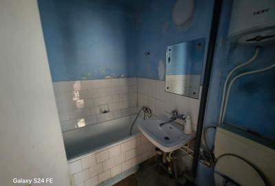 Apartament cu 3 camere semidecomandat în Dărmănești - 10