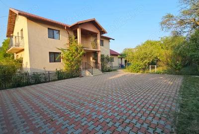 Casă cu 5 camere cu Teren 775 Mp în Central - 6