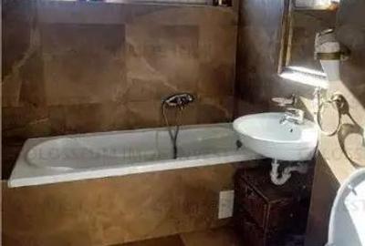 Apartament cu 3 camere decomandat, mobilat în Avantgarden - 1